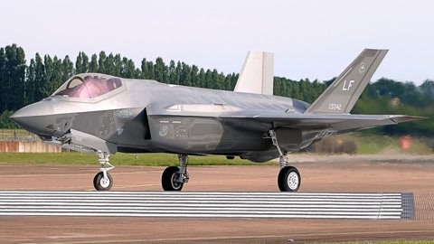 环球火力点 日本F35A战机追加部署