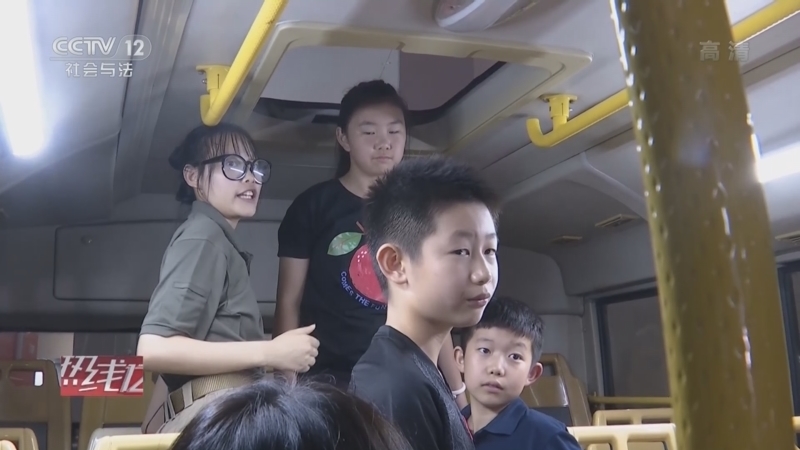 热线12 《热线12》 20220824