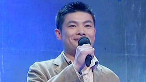 情感曲折男惹现场女生潸然泪下