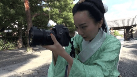 中国女孩背井离乡去日本当