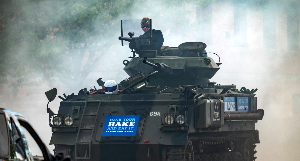 雪糕车大战坦克