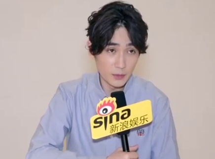 娱乐新鲜爆 朱一龙评价白宇“外憨内秀”