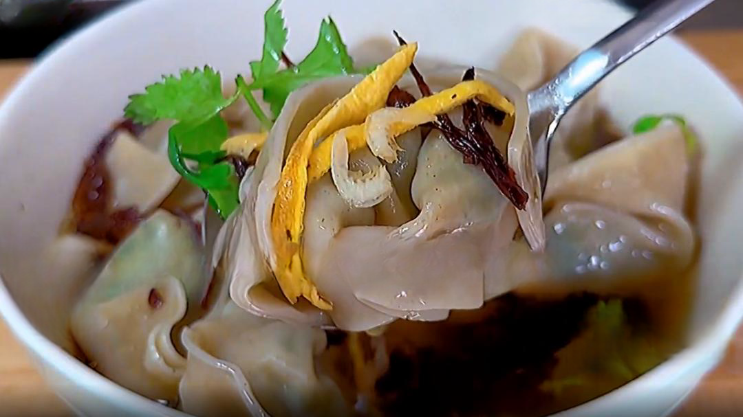 人气美食 本帮家常味 菜肉大馄饨