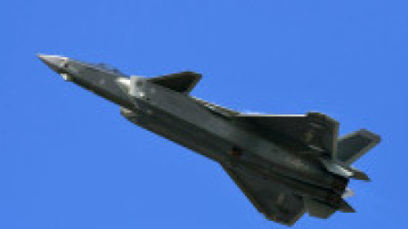 新一批新型隐形战机或已部署，中国空军突破难题
