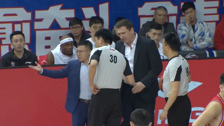 教练也要掌握规则吗？福建VS青岛争议判罚折射教练规则盲区