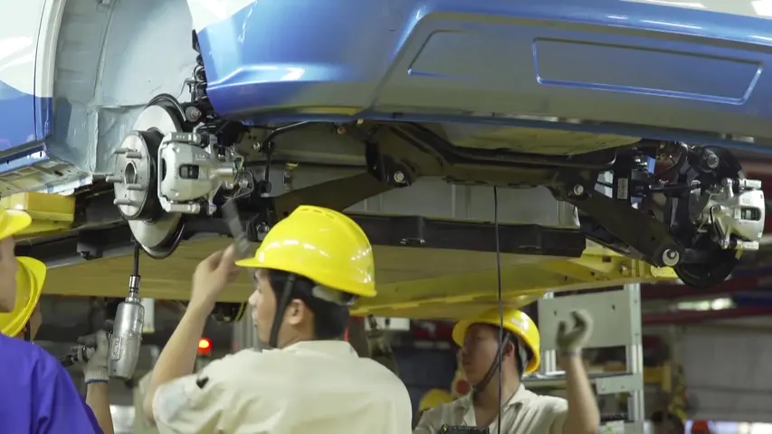 《亚洲无间道：印尼的塑料荒漠》第1集