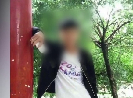 寻情记 十六岁烧伤少年等爱来