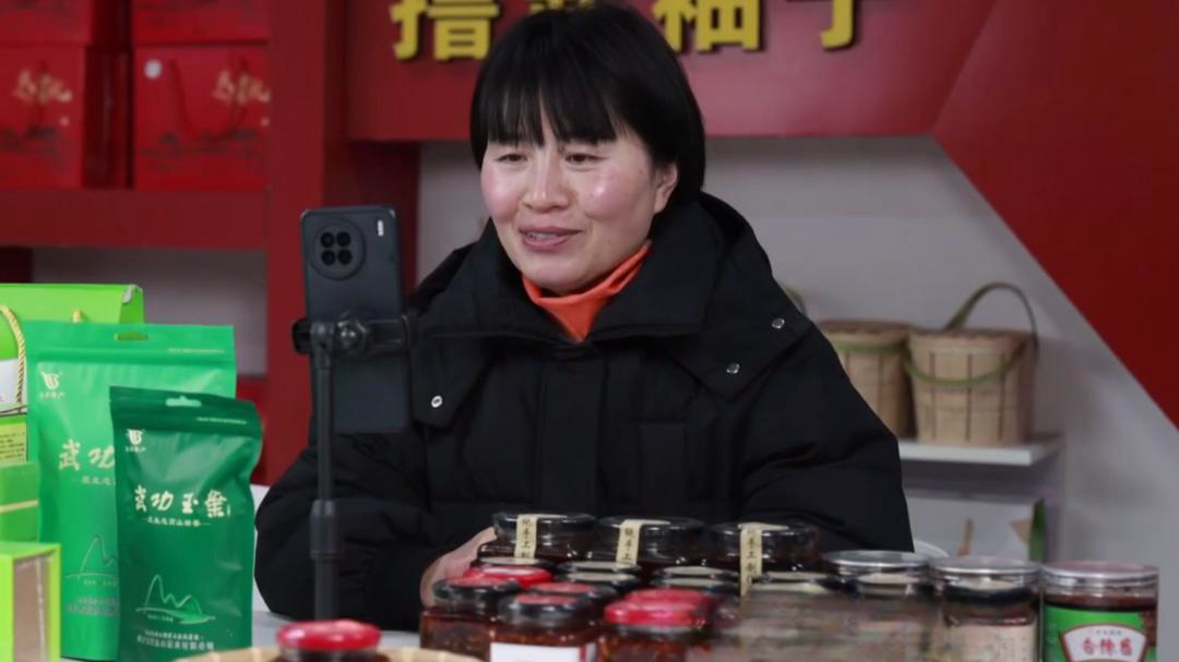 社会传真 为民履职 “勤”为径