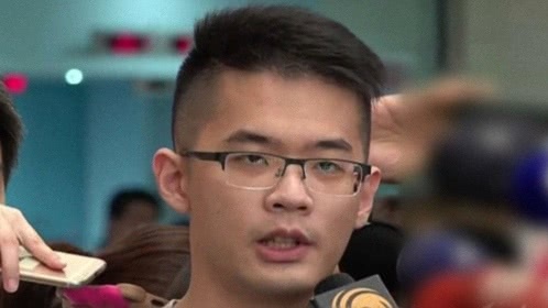 鲁豫有约 纪念李敖：以玩世来醒世！