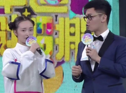 幸运搬搬搬2016 甜美小妹艰难闯关惨变奥特曼