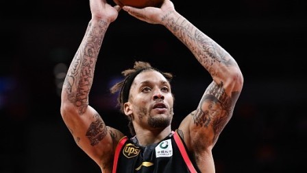 CBA 18/19赛季 比斯利马尚合砍45分，广东113-91大胜浙江提前夺得常规赛冠军