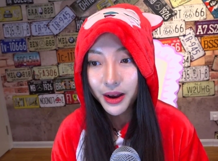 818超女聊天室 莫安琪变身软妹想恋爱！