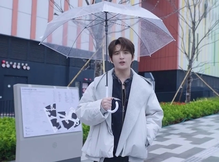 张远打卡香港艺术新地标