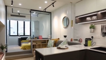 拥挤小屋让孩子拒绝回家，完美改造助四口之家圆团聚梦