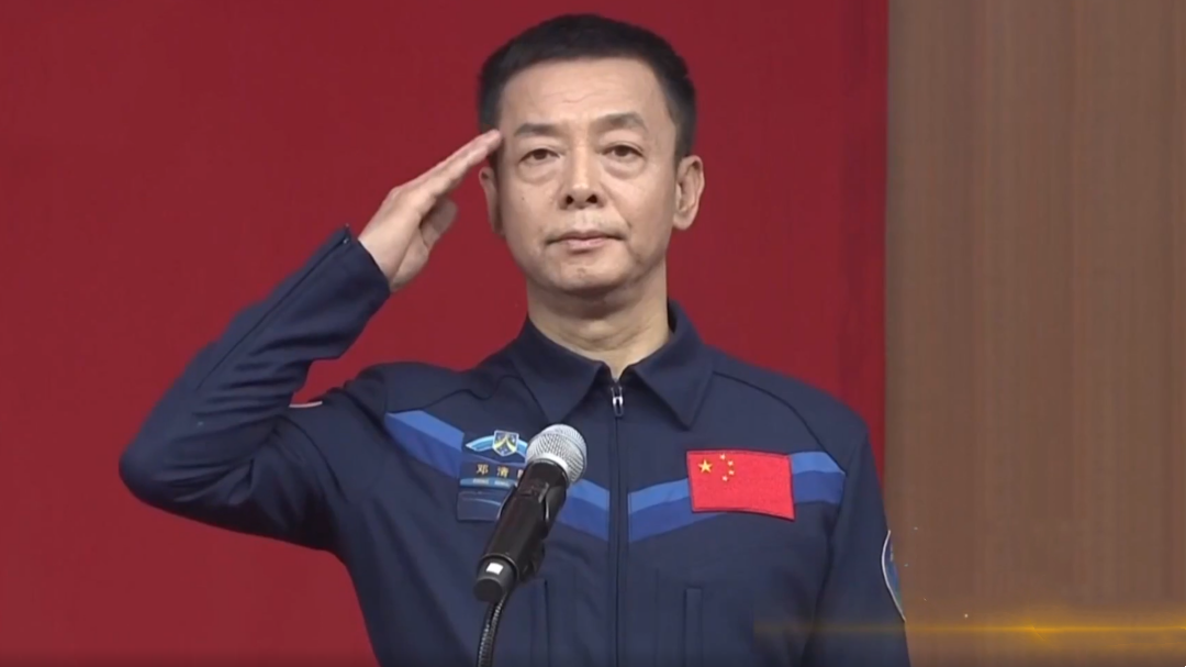 社会传真 邓清明——为祖国时刻准备着