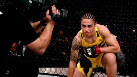 UFC终极格斗冠军赛 说唱遇上UFC：万妮达助阵张伟丽