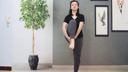 原地就能瘦全身的健身动作，不限场地家里也能做，瘦身贵在坚持！