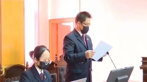 法治中国60分 男子不服从防控管理谩骂伤害工作人员领刑