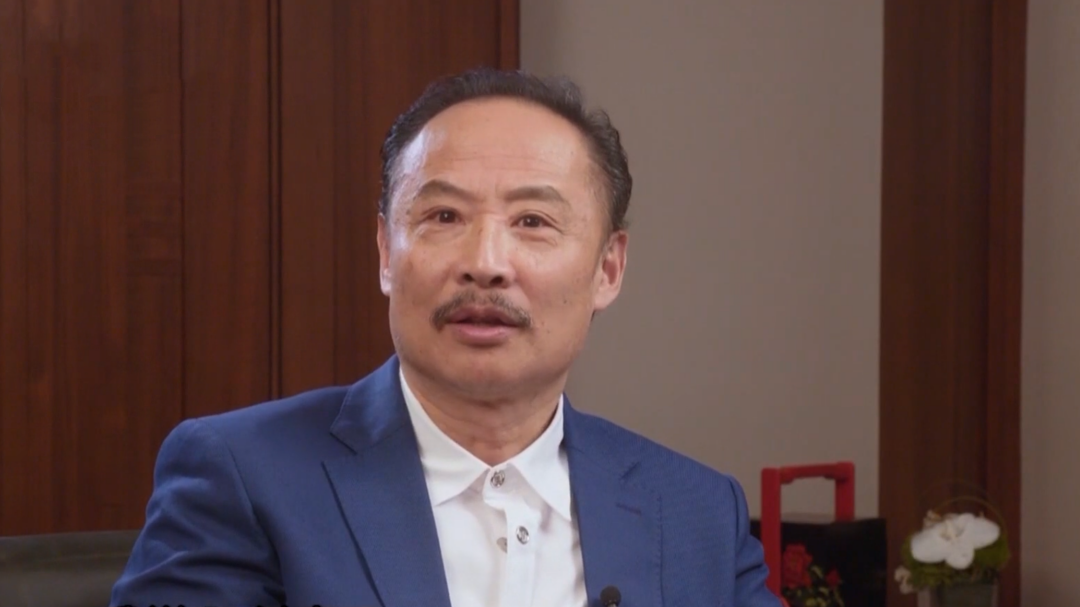 可凡倾听 爱我所爱 享受舞台 周野芒专访