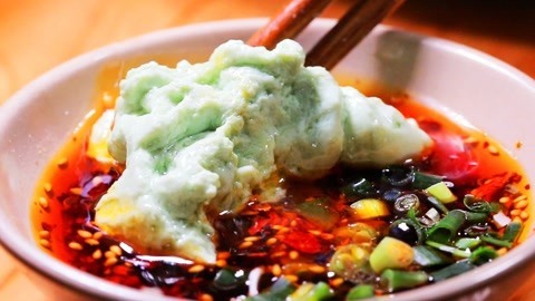 路见不平来碗Fun2019 超嫩豆花水上漂，吃它先得会功夫！不限量自助鸡杂大挑战！重庆5