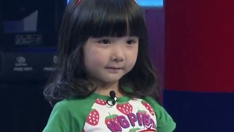 饭没了秀 小萝莉萌主秀绝技 北京宝宝大连找妈妈