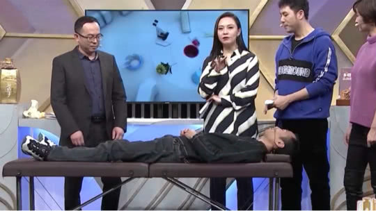 X诊所. 宅家抗病毒 几招教你早筛股骨头问题