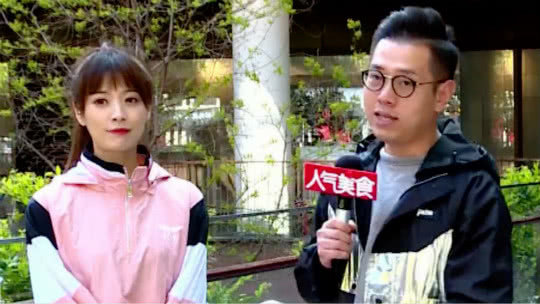 人气美食 懂经爷叔爱穿长褂 三种醋成就糖醋小排