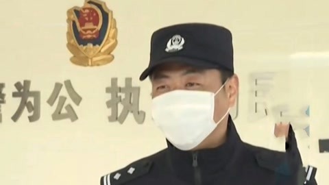 法治中国60分 水牛发狂伤人 民警紧急处置