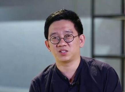 一刻talks 中国科学院大学博士介绍一本书