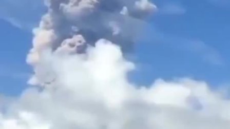 要闻主菜单 菲律宾火山喷发 约两万人被疏散