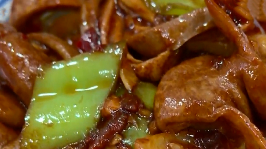 人气美食 凉城路本帮浇头面 招牌大肠腰花双拼