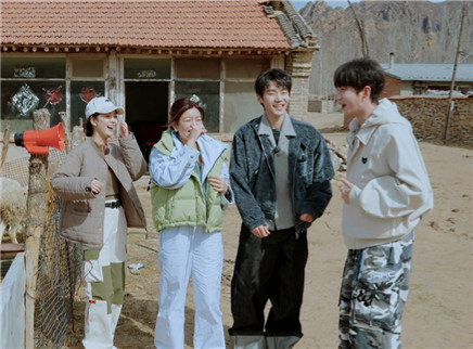 第1期：陈妍希徐艺真学种树