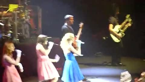Taylor Swift Speak Now 英国London演唱会 饭拍版 11/03/30-Taylor Swift (泰勒·斯威夫特)