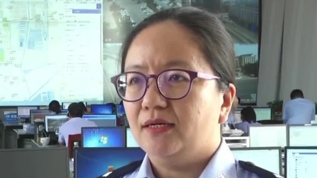 第一时间 报警手势网上刷屏 警方辟谣不靠谱