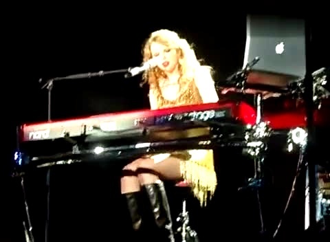 Taylor Swift Back To December 伯明翰巡演 饭拍-Taylor Swift (泰勒·斯威夫特)