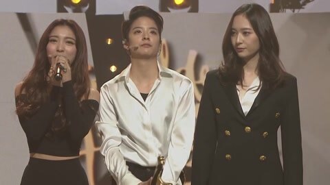 金唱片唱片大赏全场中部