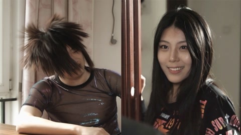 学校里的疯子 眼瞎美女KO杀马特男友