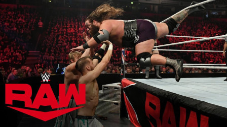 WWE RAW 2019 【RAW 11/11】马克和摩根上演双人同步飞扑