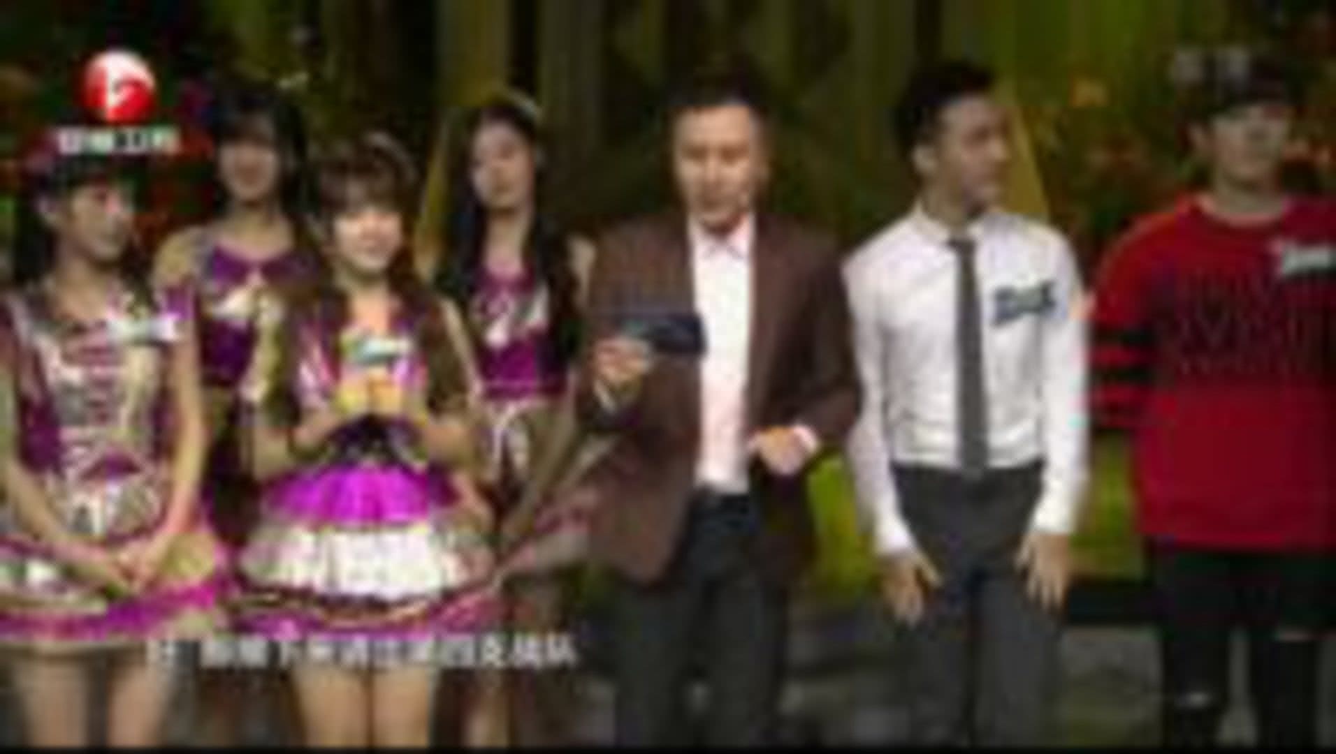 人气天团携手闯关