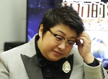 韩红自曝坎坷文艺路