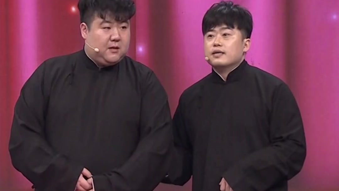 群英会 王璐瑶相声首秀与梁原张思宇一起演绎《疯狂歌曲》