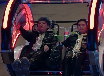 第8期：“外星人”拍照难倒JY