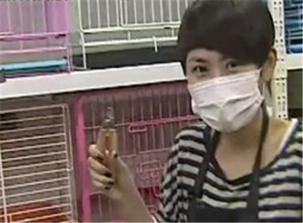 好女人 佩戴美瞳你要小心