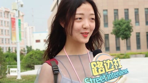 路边社 最机智的脱险办法，唱歌