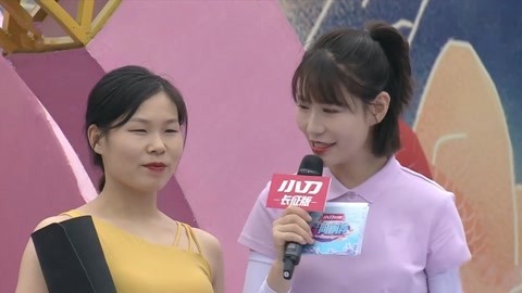 男生女生向前冲 第十四季 运动健康达人来闯关 瑜伽教练演示拜日经典动作