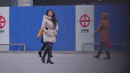 小罗恶搞 2017 街边问路 突然掉头就跑 18