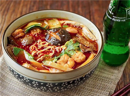 日食记 你吃麻辣烫时，喝不喝汤？