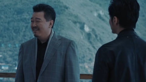 非常目击&middot;精选看点 山峰怀疑瘸子有问题？