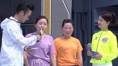 男生女生向前冲 第九季 业余球队来闯关！落水姿势花样百出！
