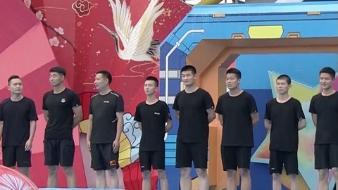 男生女生向前冲 第十四季 警校师生组团来参赛 女孩间隔十年再闯关